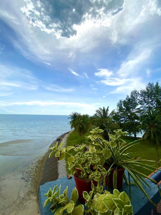 D' Sea View Apartment Porto Dickson Exterior foto