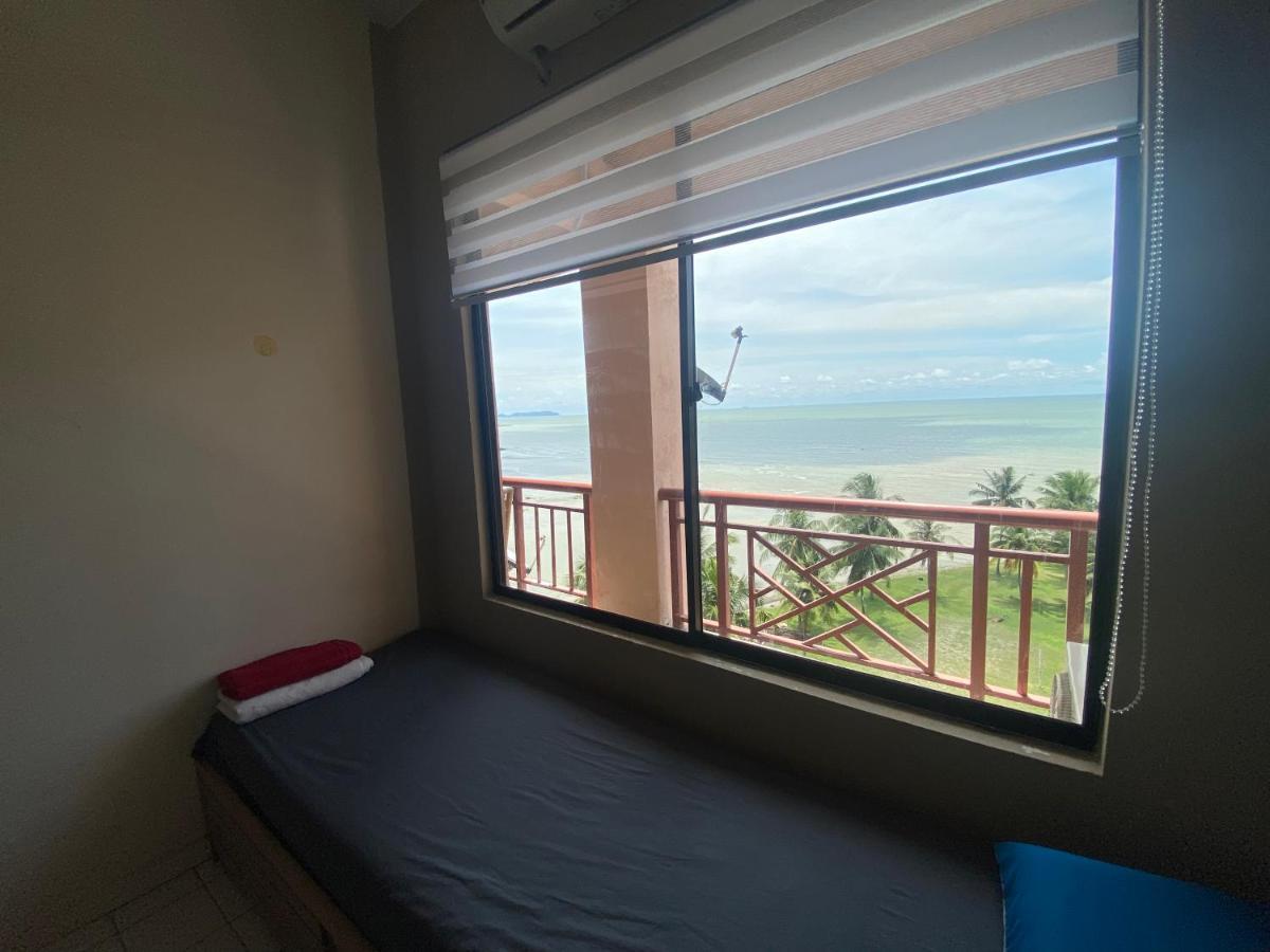 D' Sea View Apartment Porto Dickson Exterior foto