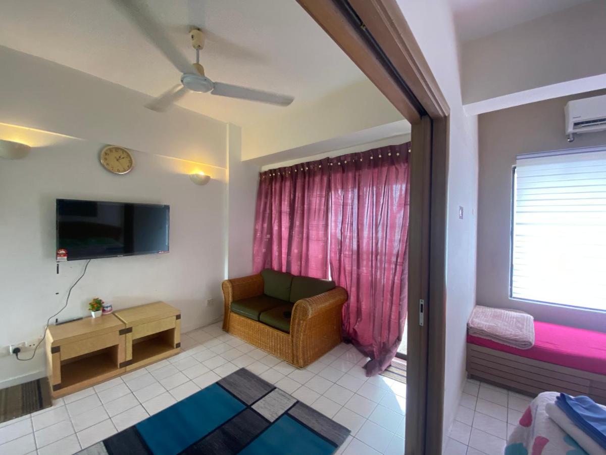 D' Sea View Apartment Porto Dickson Exterior foto
